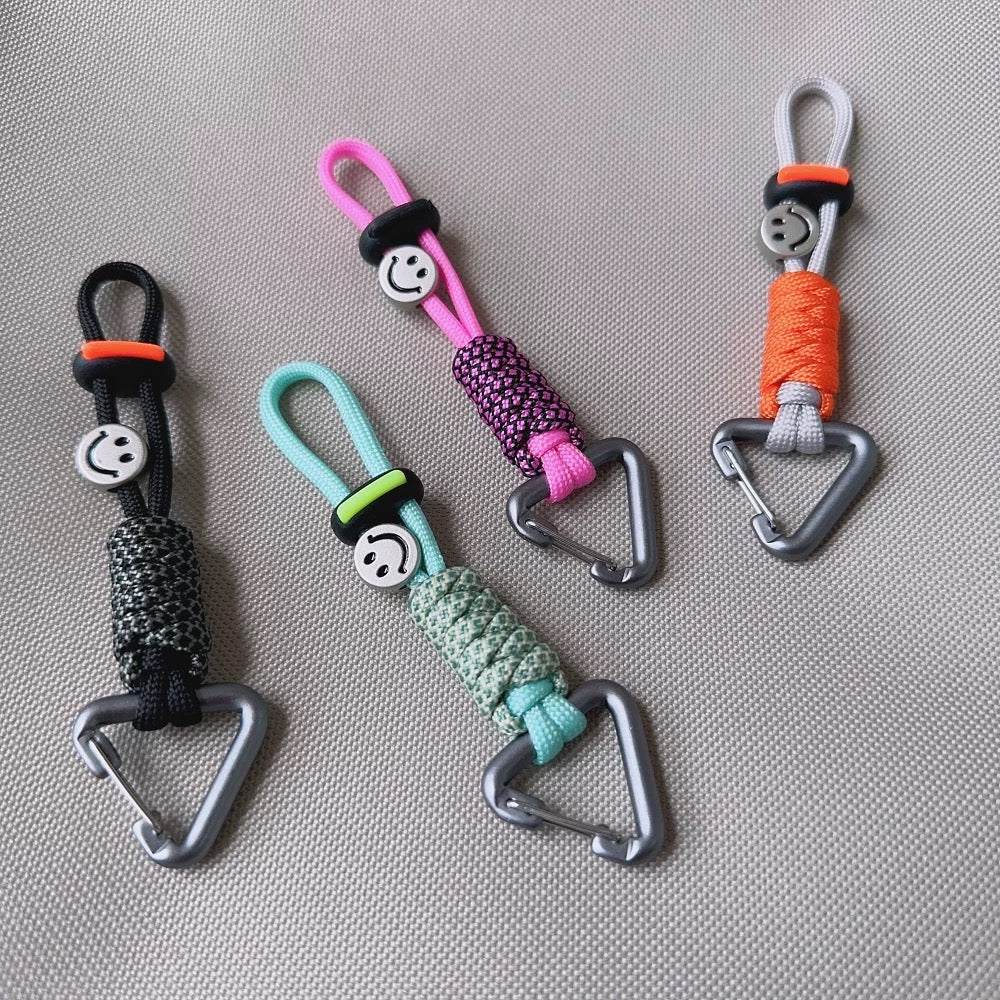 EDC Umbrella rope woven color-contrast keychain hanging rope chain bag clothing hanging accessories cute hanging accessories car EDC fast hanging tail rope