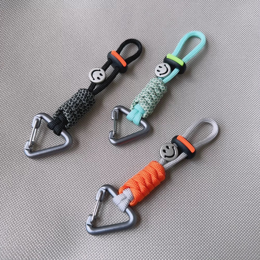 EDC Umbrella rope woven color-contrast keychain hanging rope chain bag clothing hanging accessories cute hanging accessories car EDC fast hanging tail rope